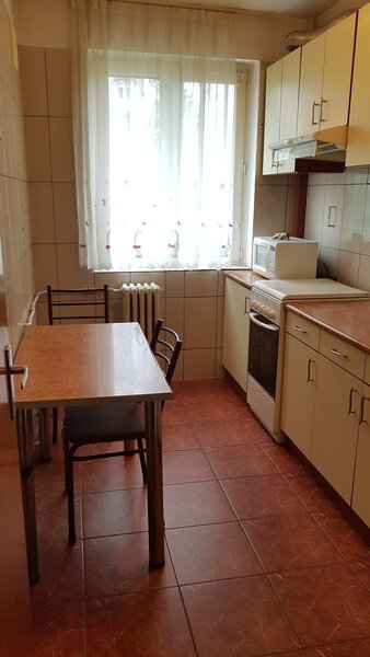 Drumul Taberei, metrou R.Doamnei, bloc reabilitat, et.5, 2 lifturi, mobilat